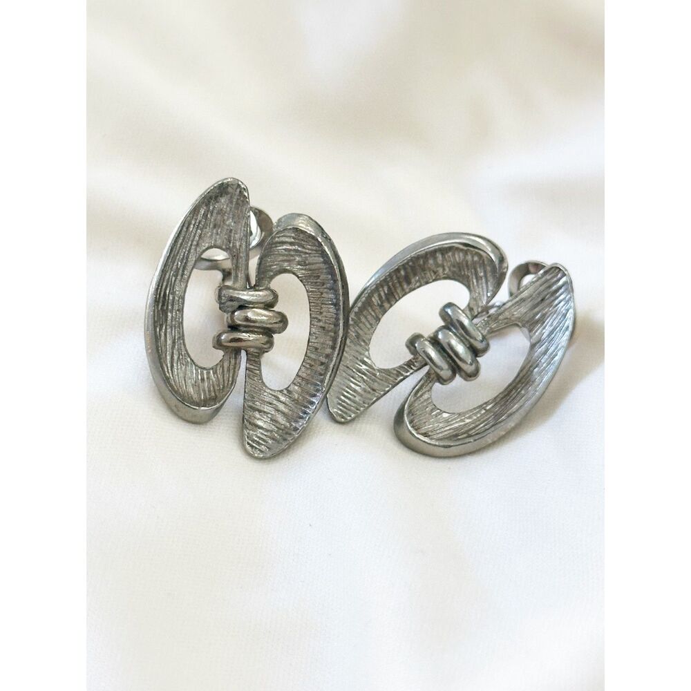 Vintage Silver Coro Earrings Modernist Atomic Shaped